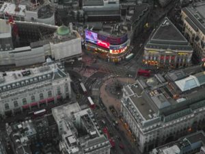 piccadilly circus 1